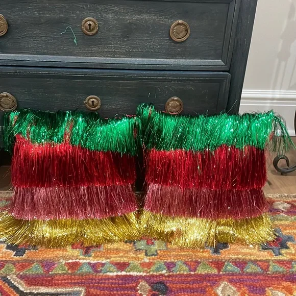 Limited edition packed party pillows - Picture 1 of 1